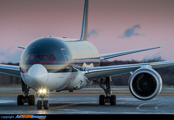 Boeing 787-8 Dreamliner Boeing 787-8 Dreamliner