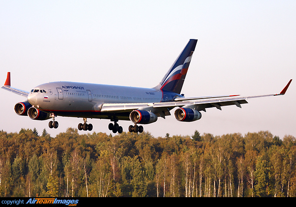 Ilyushin Il-96-300 Ilyushin Il-96-300