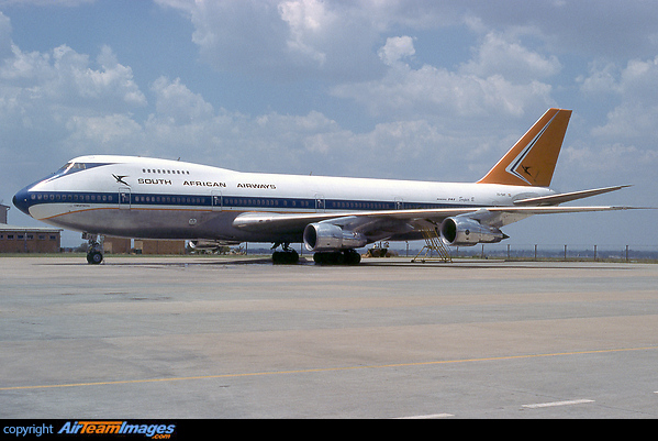 Boeing 747-244B Boeing 747-244B