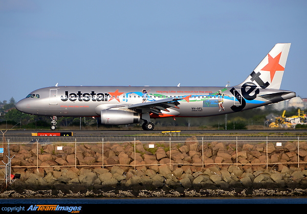 Special livery for Little Athletics Australia. Airbus A320-232