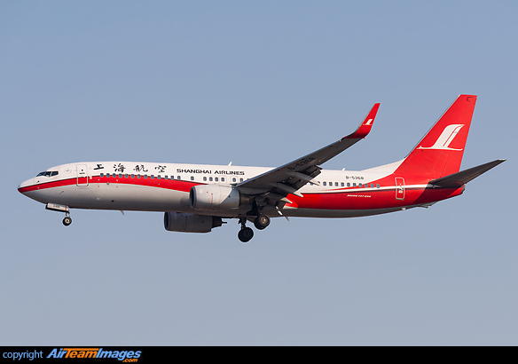 Boeing 737-8Q8 Boeing 737-8Q8