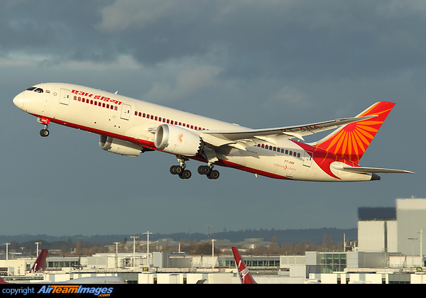 Boeing 787-8 Dreamliner Boeing 787-8 Dreamliner