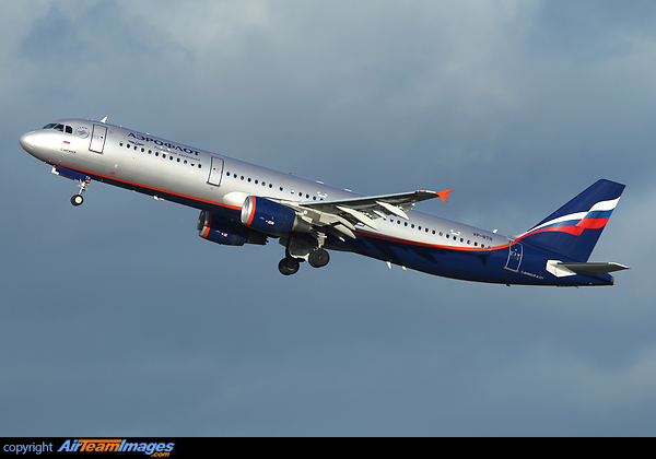 Airbus A321-211 Airbus A321-211