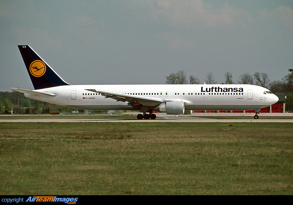 Boeing 767-330 ER Boeing 767-330 ER