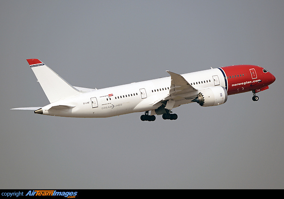 Boeing 787-8 Dreamliner Boeing 787-8 Dreamliner