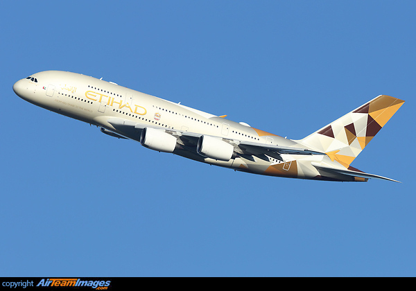 Etihad Airways first Airbus A380 A6-APA departing on its first revenue service from London Heathrow to Abu Dhabi. Airbus A380-861