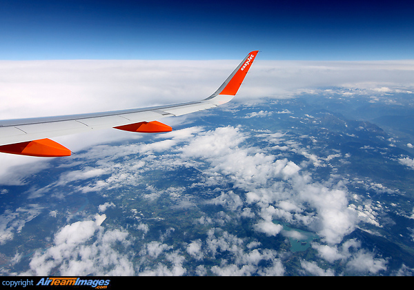 Airbus A320-214 Airbus A320-214