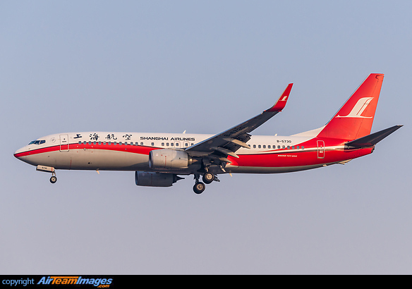 Boeing 737-86D Boeing 737-86D