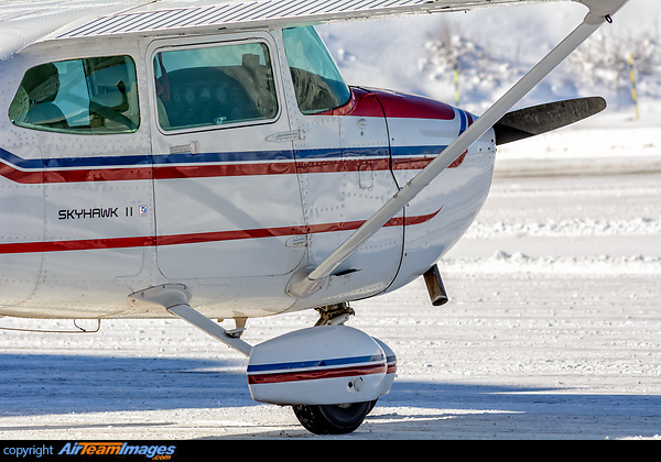 Cessna 172P Skyhawk II Cessna 172P Skyhawk II