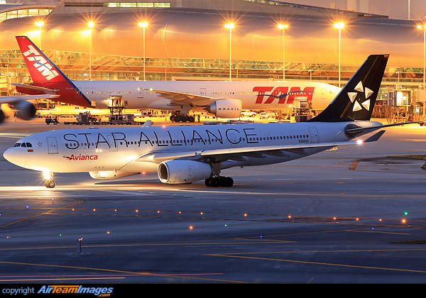 Airbus A330-243 Airbus A330-243