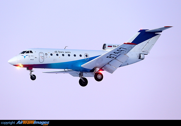 Yakovlev Yak-40 Yakovlev Yak-40