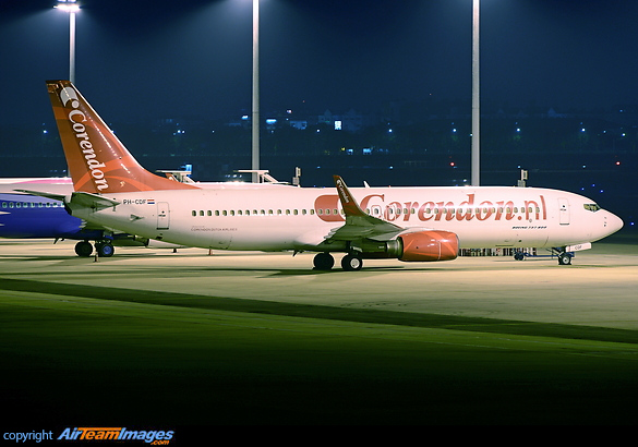 Boeing 737-804 Boeing 737-804