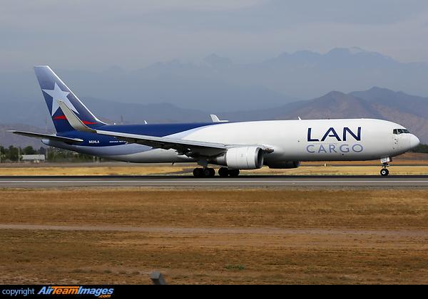 Boeing 767-346F/ER Boeing 767-346F/ER