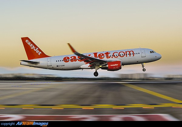 Airbus A320-214 Airbus A320-214