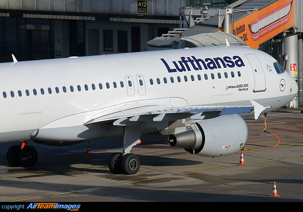 Airbus A320-214 Airbus A320-214