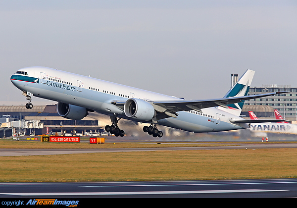 Boeing 777-367/ER Boeing 777-367/ER