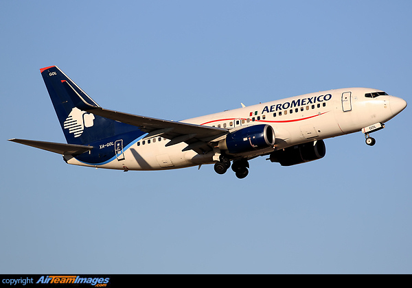 Boeing 737-752 Boeing 737-752