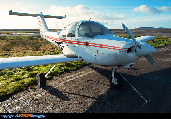 Piper PA-38-112 Tomahawk Piper PA-38-112 Tomahawk