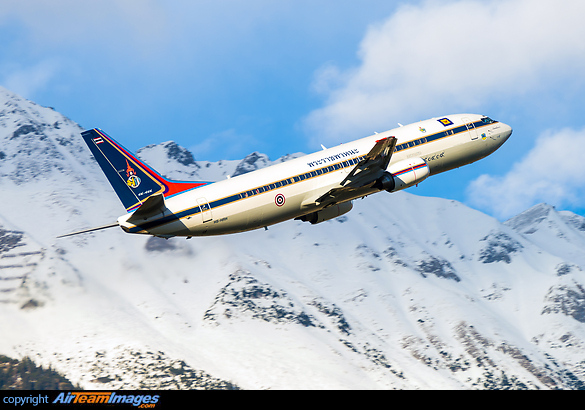 VIP flight Prince Maha Vajiralongkorn Boeing 737-448