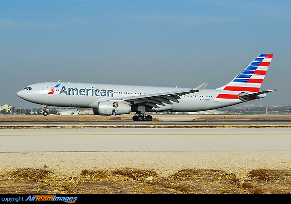 Airbus A330-243 Airbus A330-243