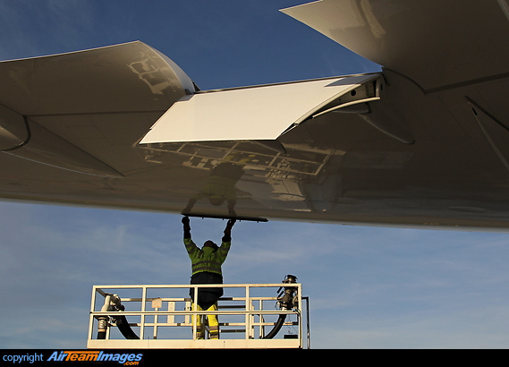Boeing 787-8 Dreamliner Boeing 787-8 Dreamliner