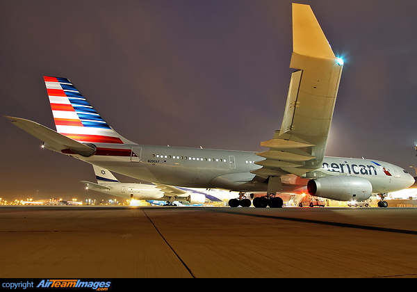 Airbus A330-243 Airbus A330-243