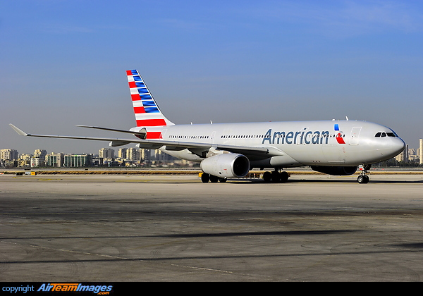 Airbus A330-243 Airbus A330-243