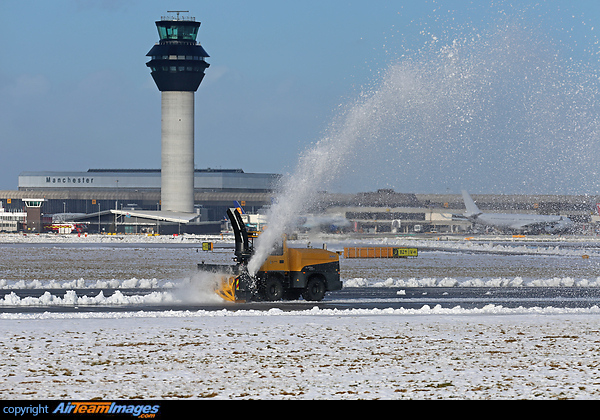 Snow clearance on one of the runways at Manchester. Manchester Snow Clearance