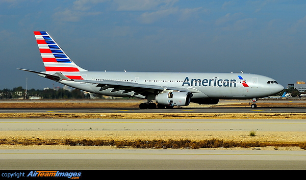 Airbus A330-243 Airbus A330-243