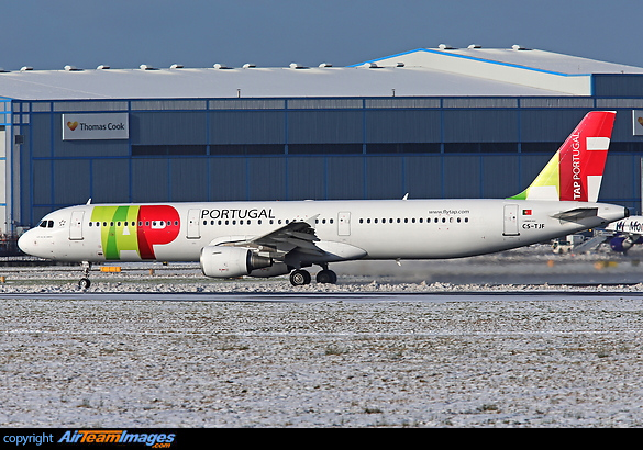 Airbus A321-211 Airbus A321-211