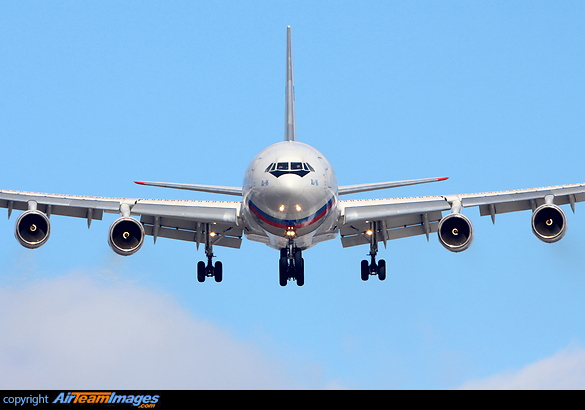 Ilyushin Il-96-300 Ilyushin Il-96-300