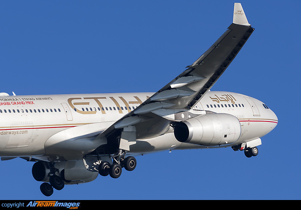 Airbus A330-243 Airbus A330-243