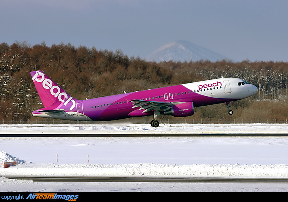 Airbus A320-214 Airbus A320-214