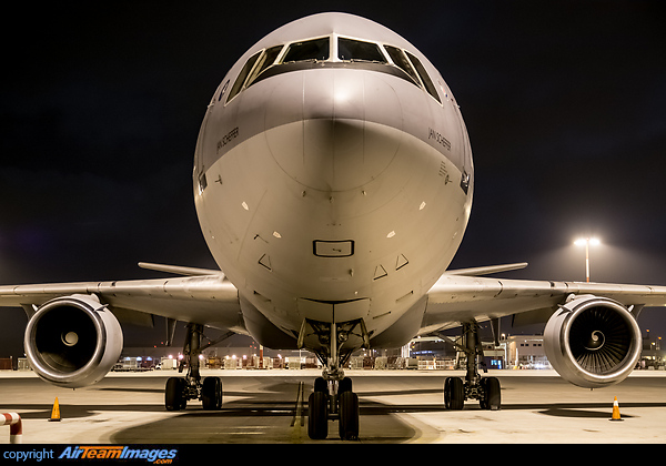 McDonnell Douglas KDC-10-30CF McDonnell Douglas KDC-10-30CF