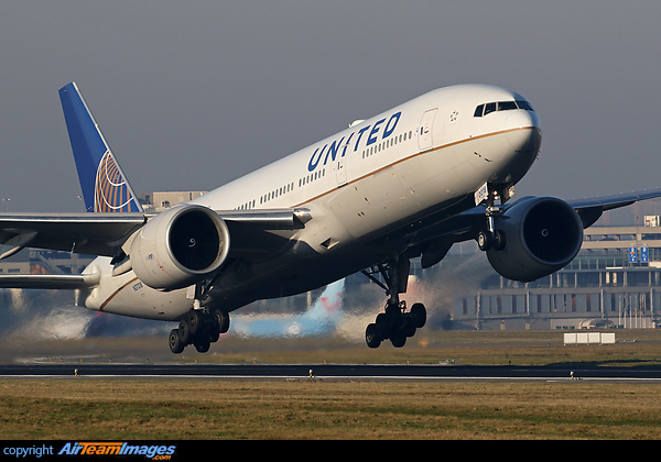 Boeing 777-224/ER Boeing 777-224/ER