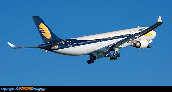 Airbus A330-302 Airbus A330-302
