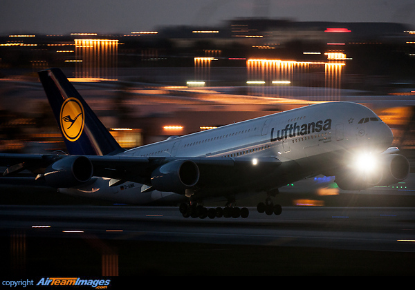 Airbus A380-841 Airbus A380-841