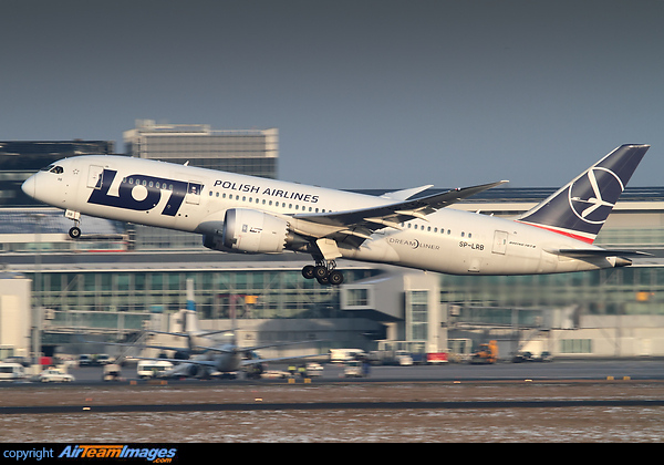 Boeing 787-8 Dreamliner Boeing 787-8 Dreamliner