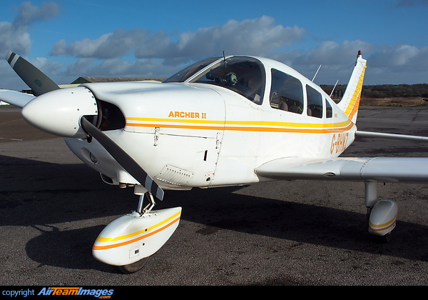 Piper PA-28-181 Archer II Piper PA-28-181 Archer II