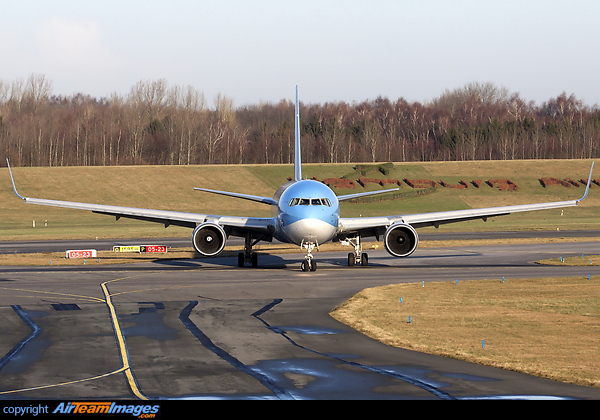 Boeing 767-304/ER Boeing 767-304/ER