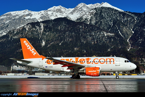 Airbus A319-111 Airbus A319-111