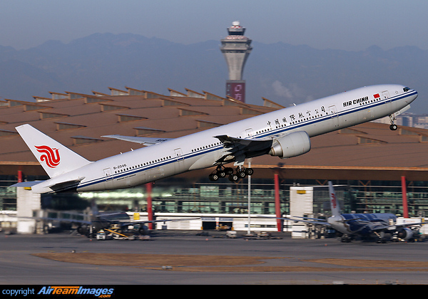 Boeing 777-39L/ER Boeing 777-39L/ER