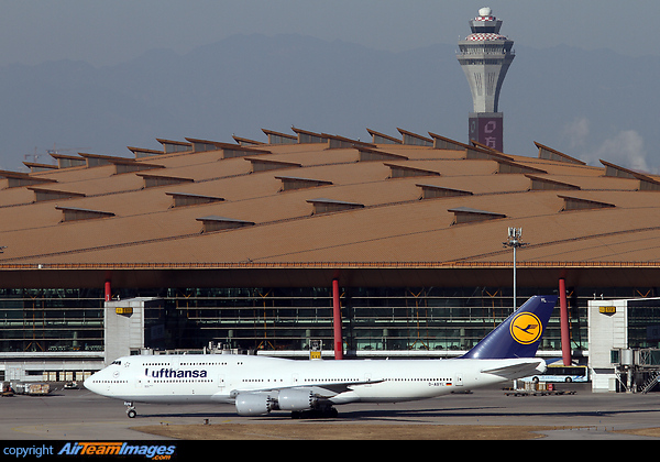 Boeing 747-830 Boeing 747-830