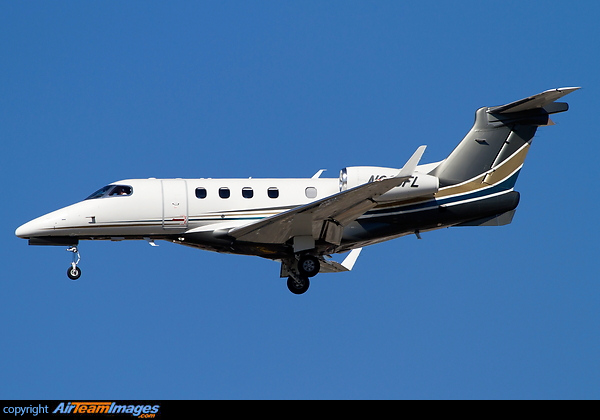 Embraer EMB-505 Phenom 300 Embraer EMB-505 Phenom 300
