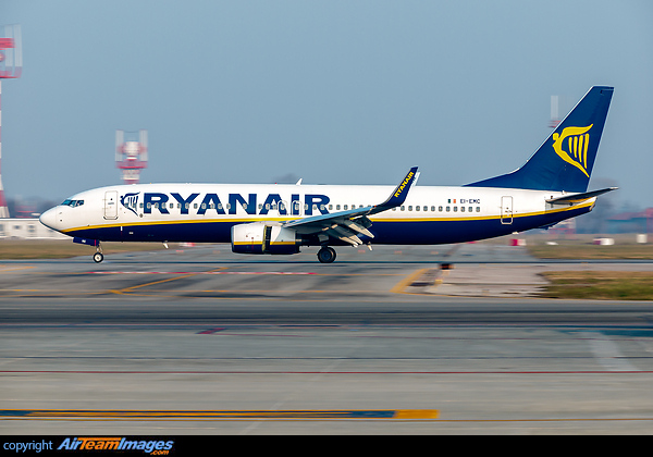 Boeing 737-8AS Boeing 737-8AS