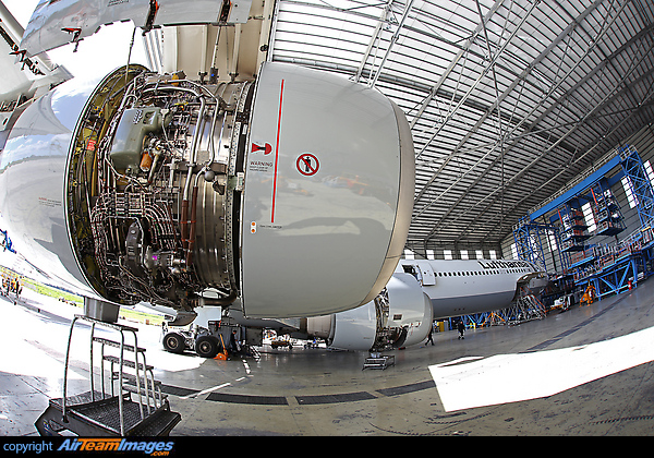 Airbus A340-642 Airbus A340-642