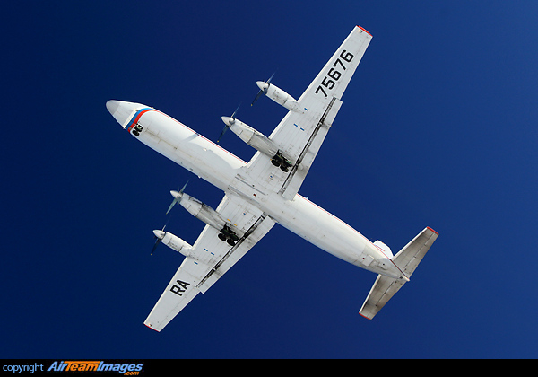 Ilyushin Il-18E Ilyushin Il-18E