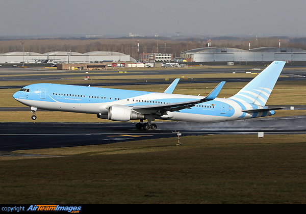 Boeing 767-38E/ER Boeing 767-38E/ER