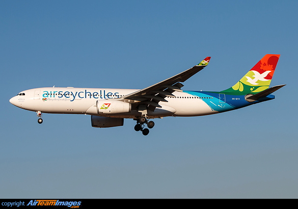 Airbus A330-243 Airbus A330-243