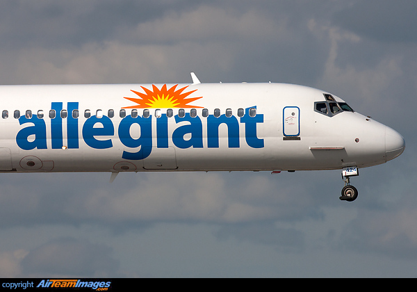 McDonnell Douglas MD-83 McDonnell Douglas MD-83